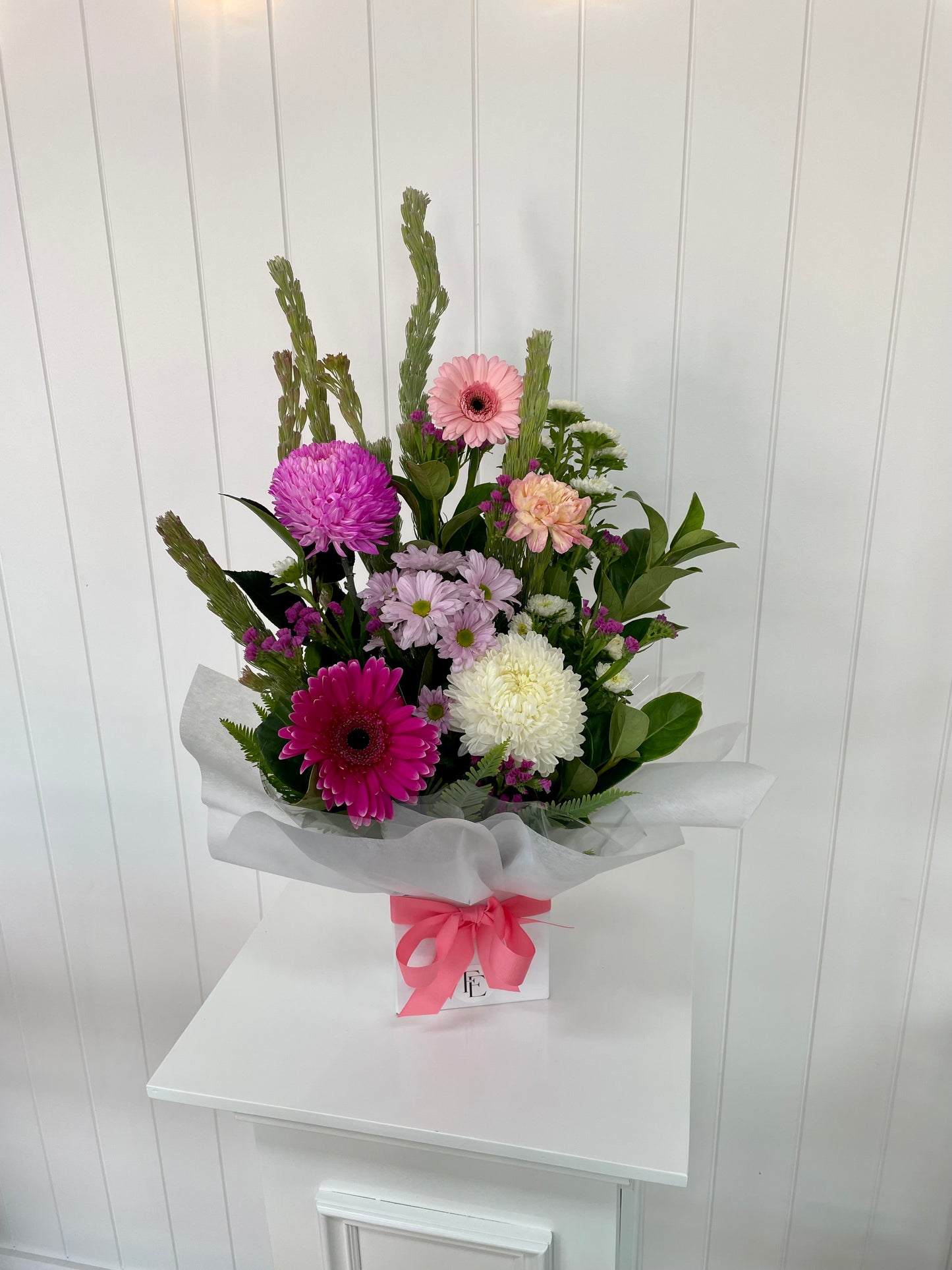 Seasonal Flower Arrangement - Medium