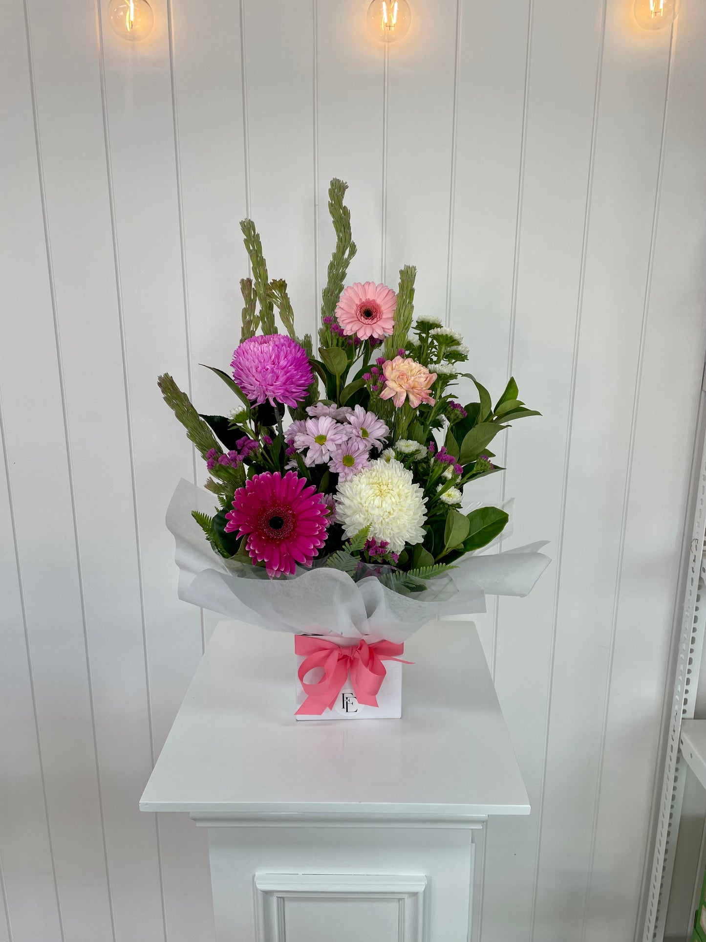 Seasonal Flower Arrangement - Medium